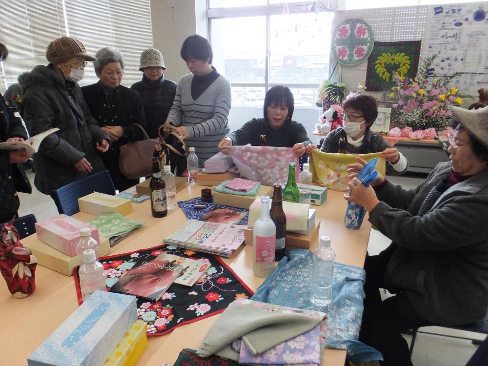 女性まつりでふろしき講習会