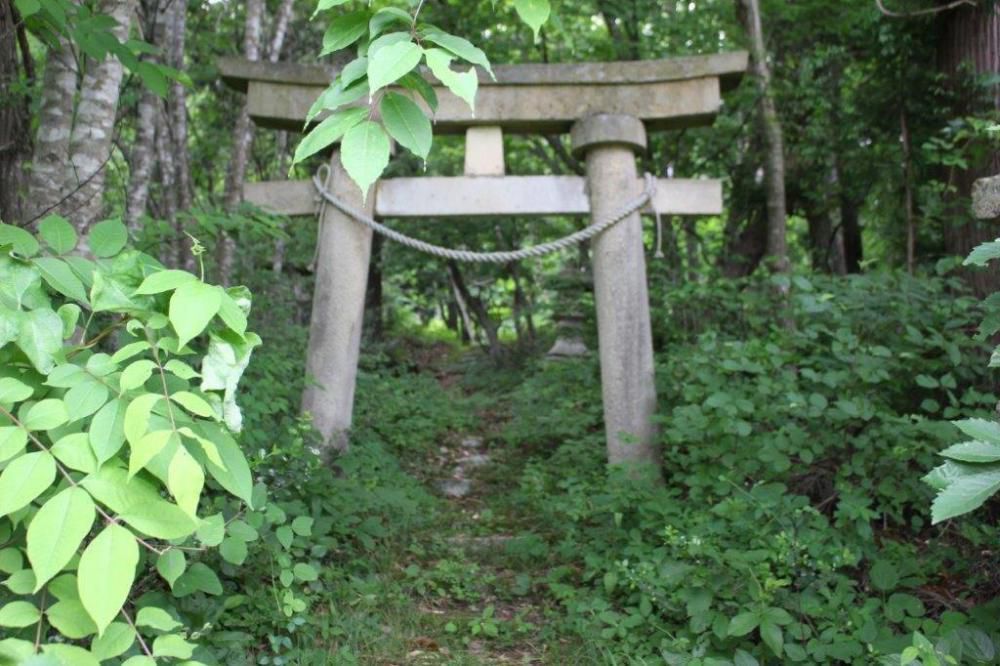 新田の山崎神社