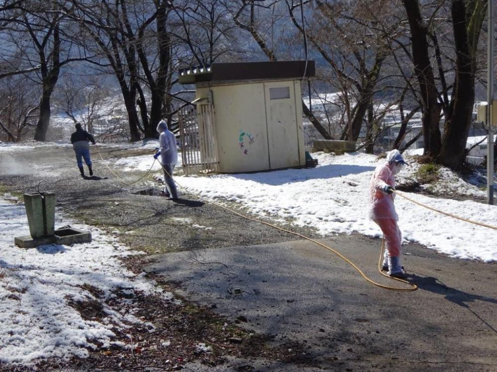 桜の防除作業