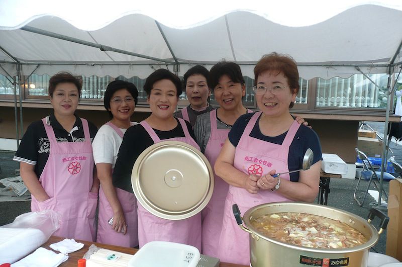 女性部売店大盛況