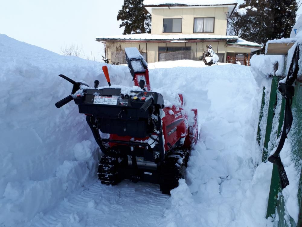 絶賛、除雪中です。（置賜版）