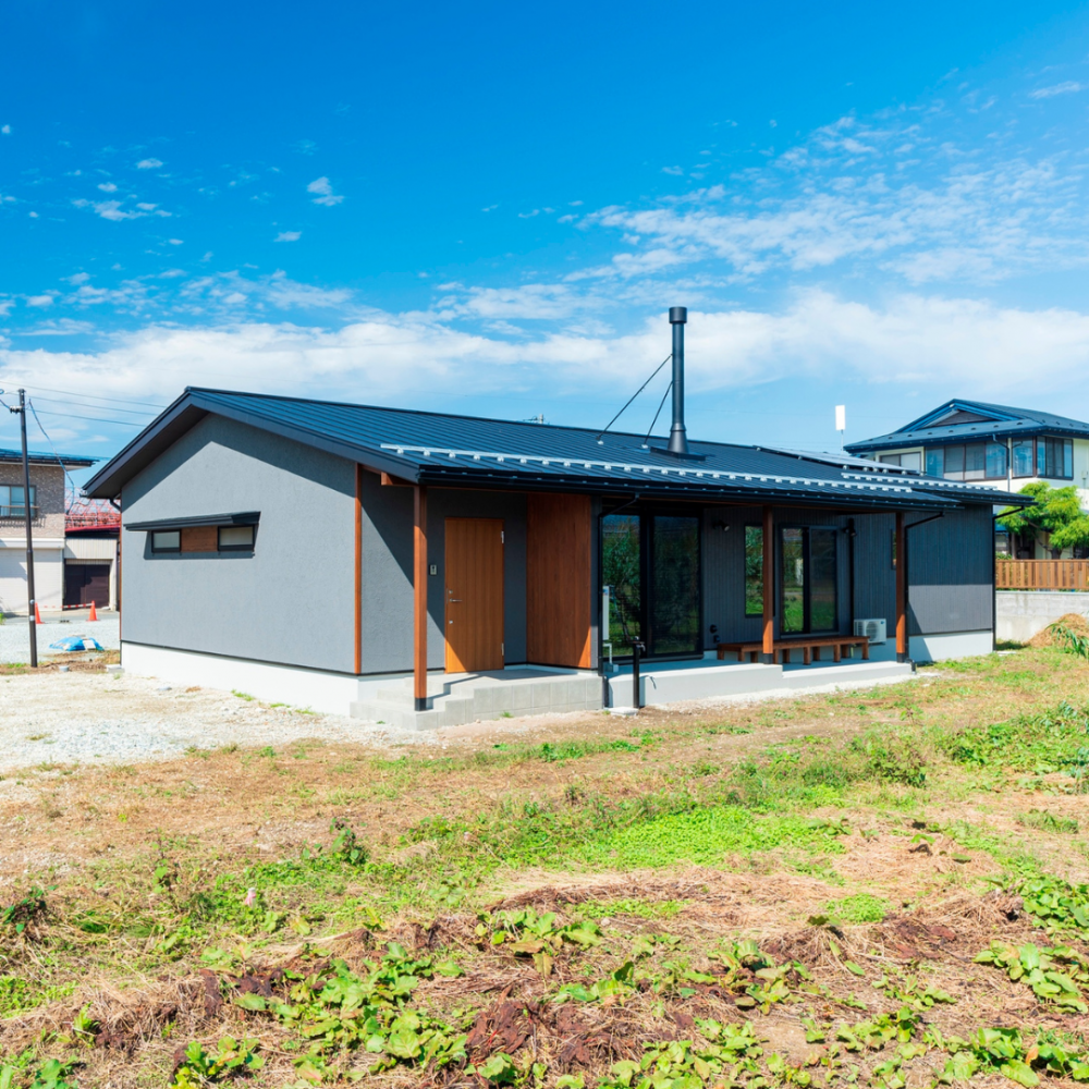 薪ストーブのある平屋