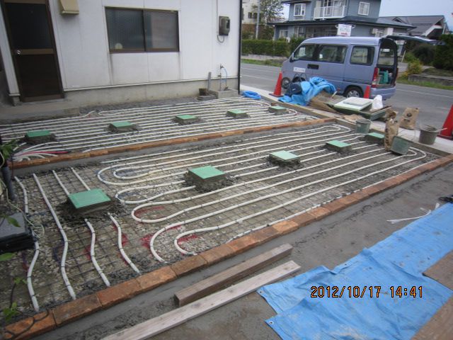 冬場対策融雪工事進行中！