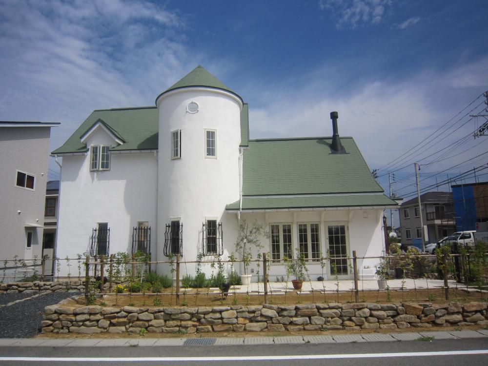 嶋のカルクウォールしっくい塗りの建物が間もなく1年になります。
