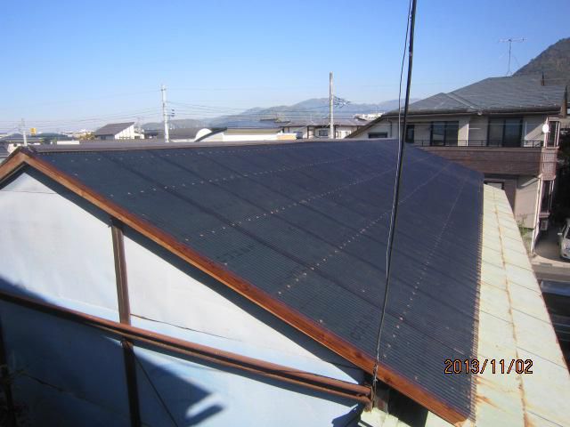 プレハブ倉庫屋根替え工事完了！