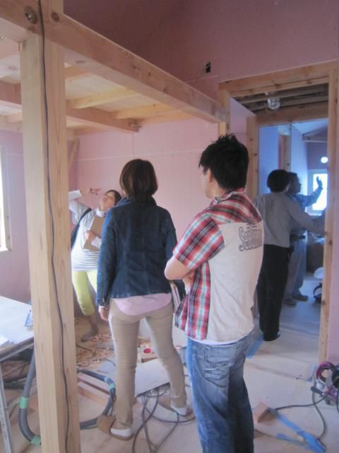 「私のしろい家」住吉台、現場打ち合わせ。