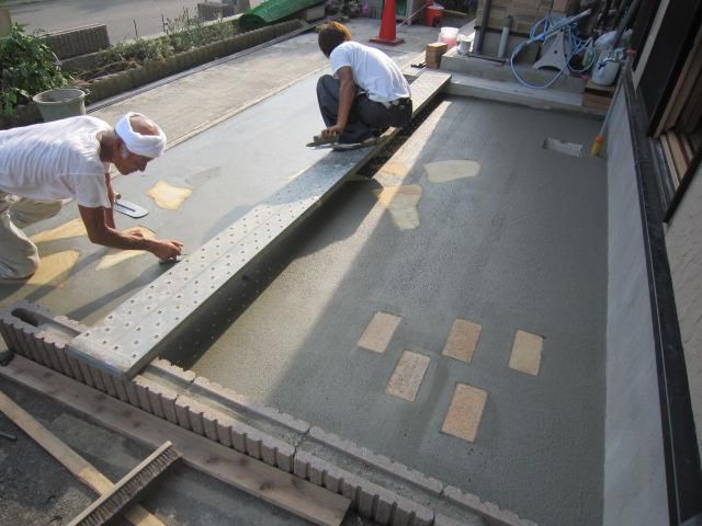 外構工事。土間施工。