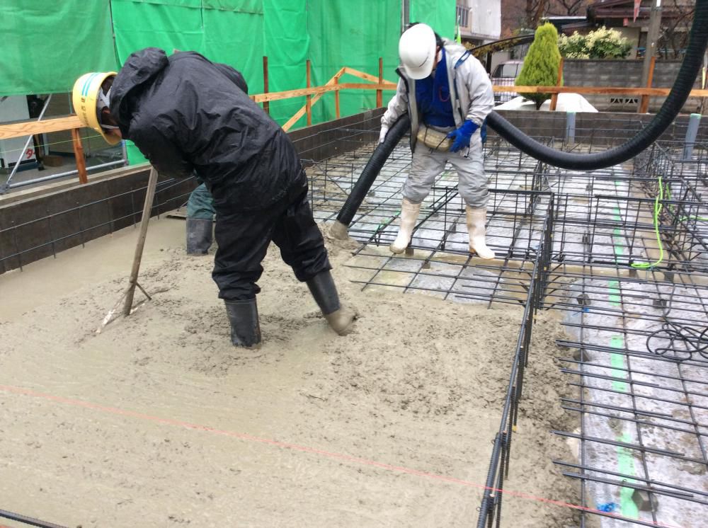 「私のしろい家」小白川。基礎工事コンクリート打設！