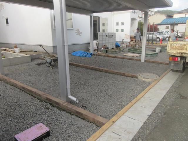 「私のしろい家」小白川。外構工事進行中！