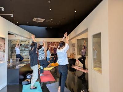 【朝の公園でヨガ体験】※申込み受付中