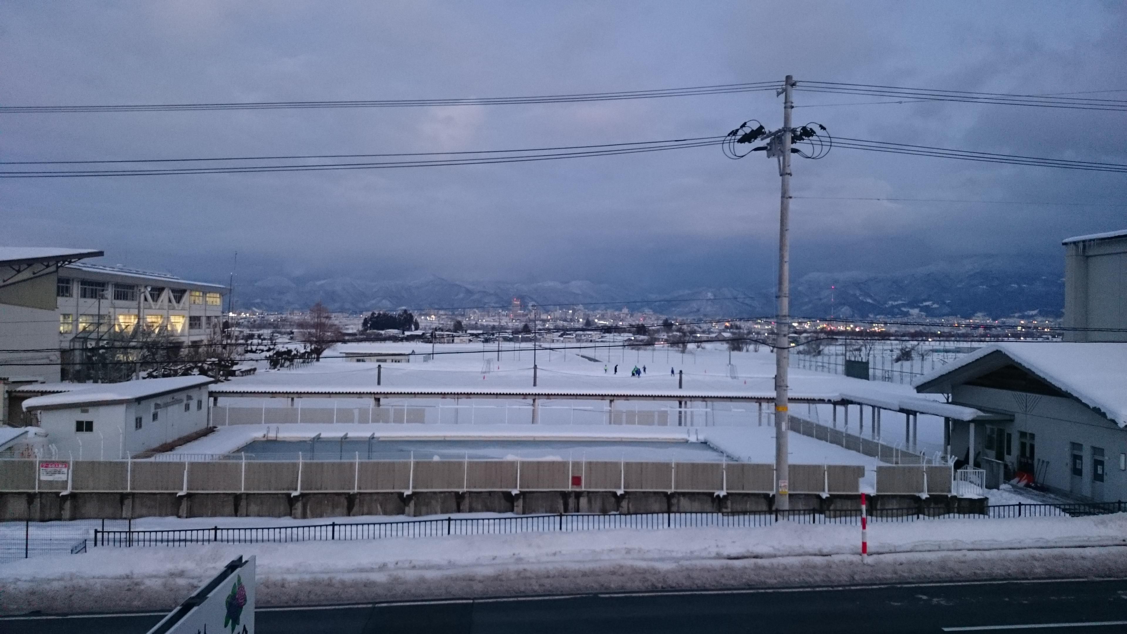 雪の中で！