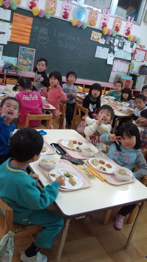 たのしい給食♪