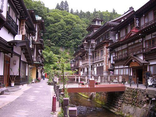 銀山温泉紹介　（*^_^*）