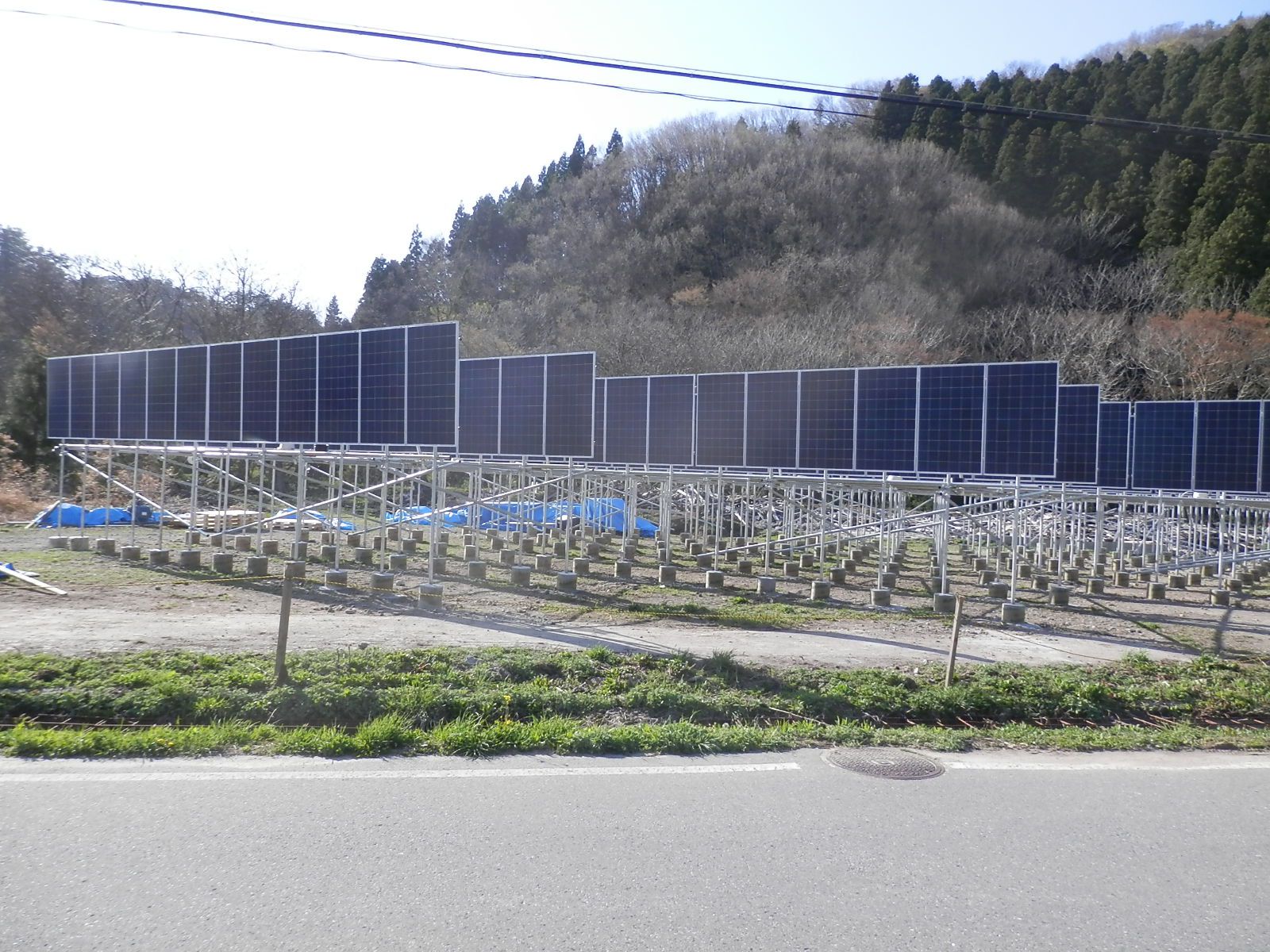 野立てパネル取付！