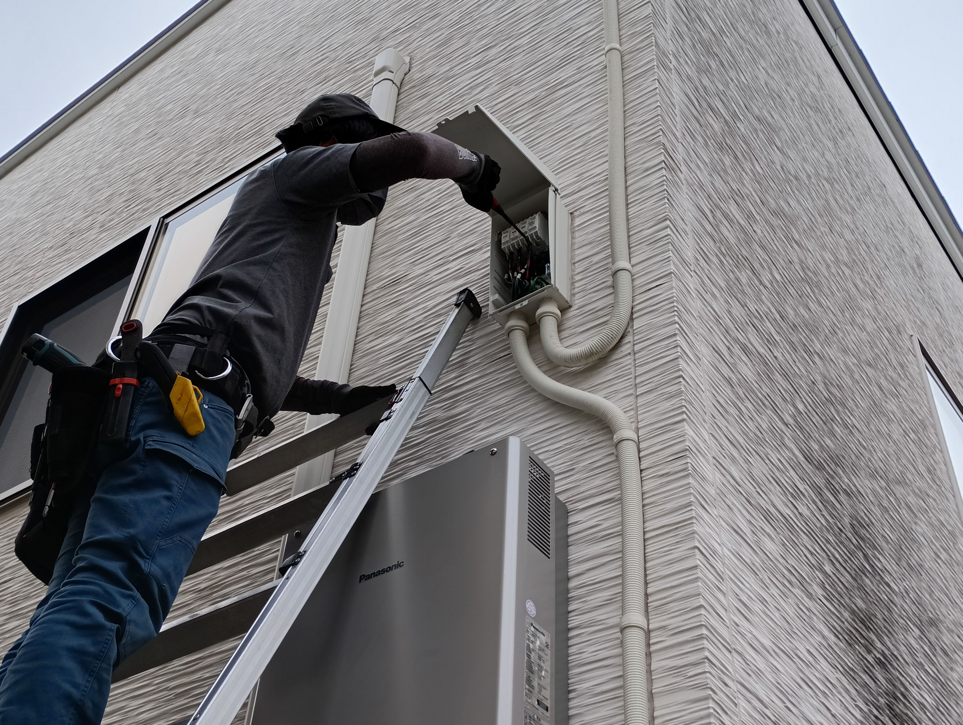 太陽光システム点検作業！