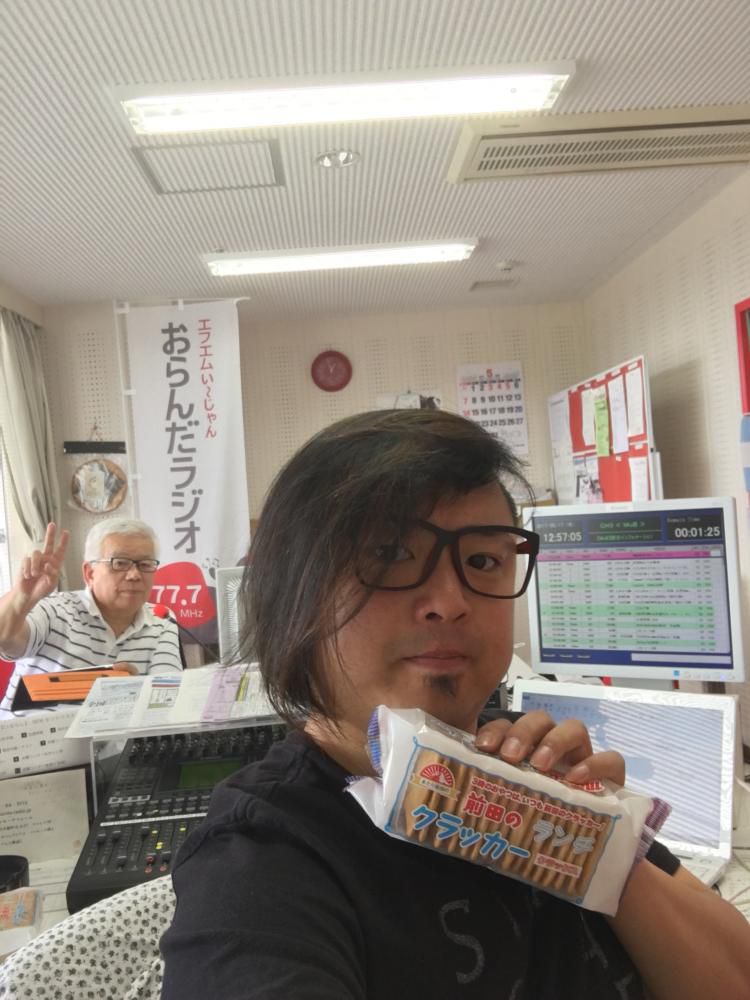 生放送終了＼＼\\?( 'ω' )? //／／クラッカータァーイム！