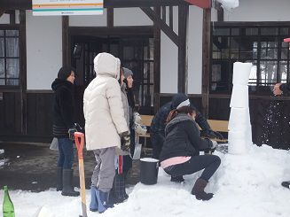 ’１３　成田駅前「雪灯り回廊祭り」⑦