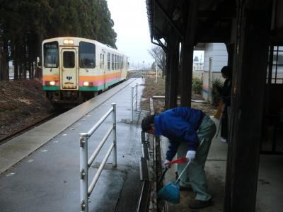 成田駅にも春の訪れ