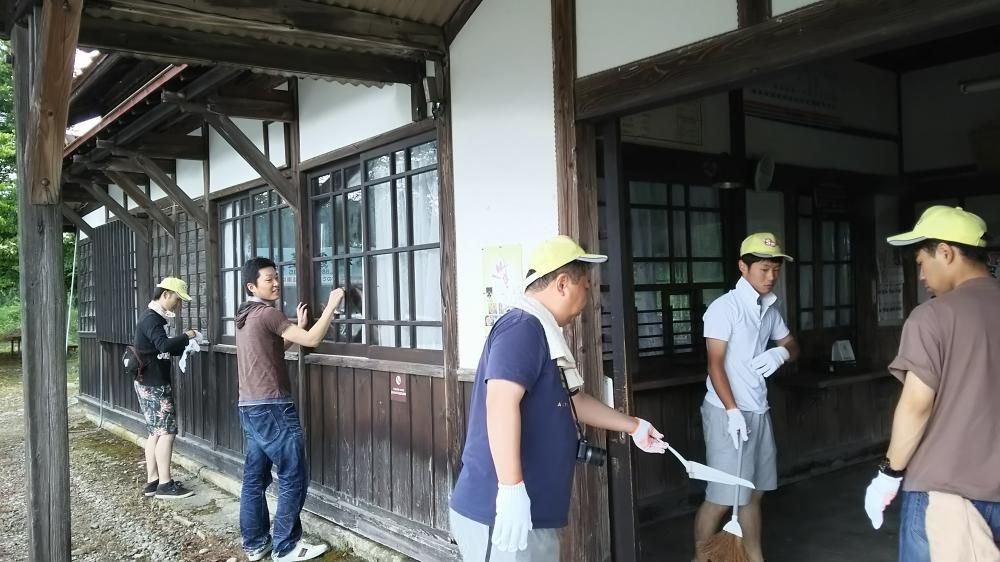 郵便局の皆さん（JP労組）が清掃を