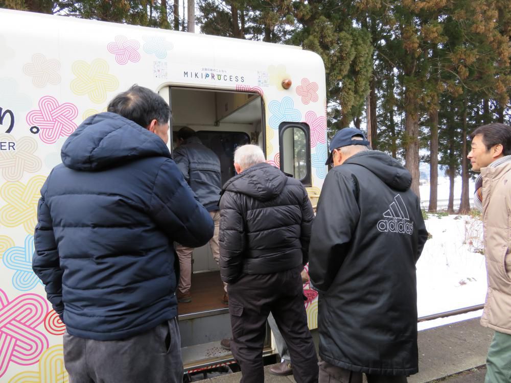 列車に乗ってお宮参り