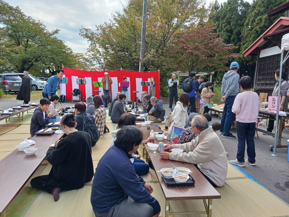 長井線祭りルポの1　オカリナ響く