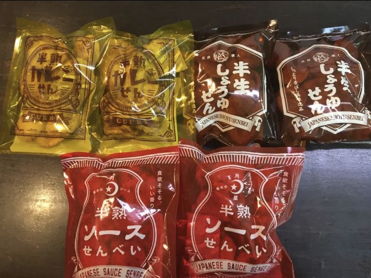 はい！小田部商店です！大ヒット御礼！半熟せんべい再々入荷しました！
