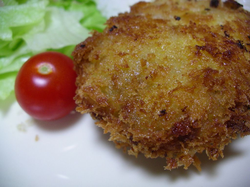 こうちゃんのチーズとろっと納豆コロッケ♪