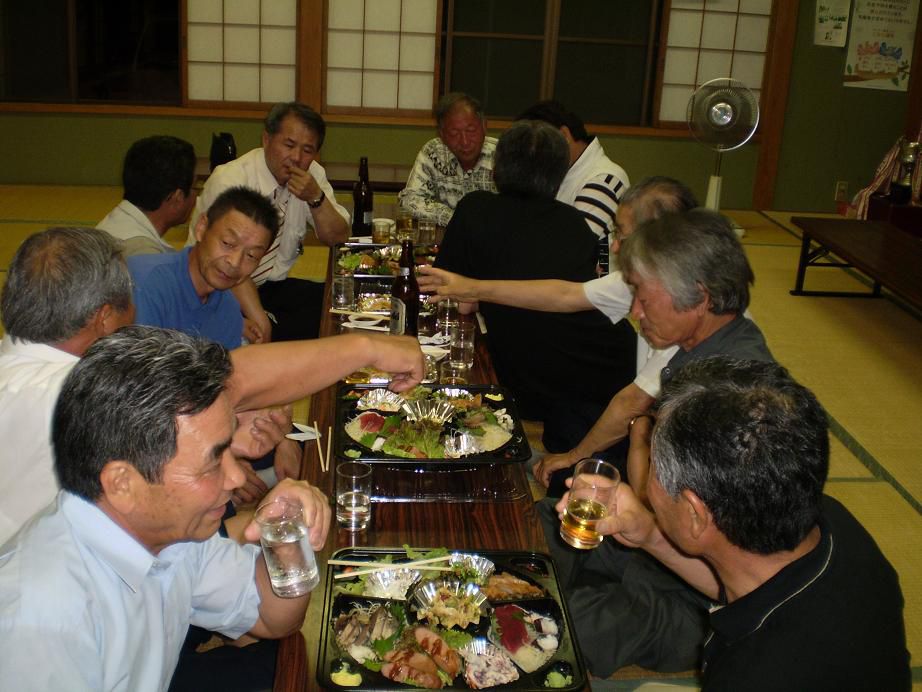 後援会の皆さんと