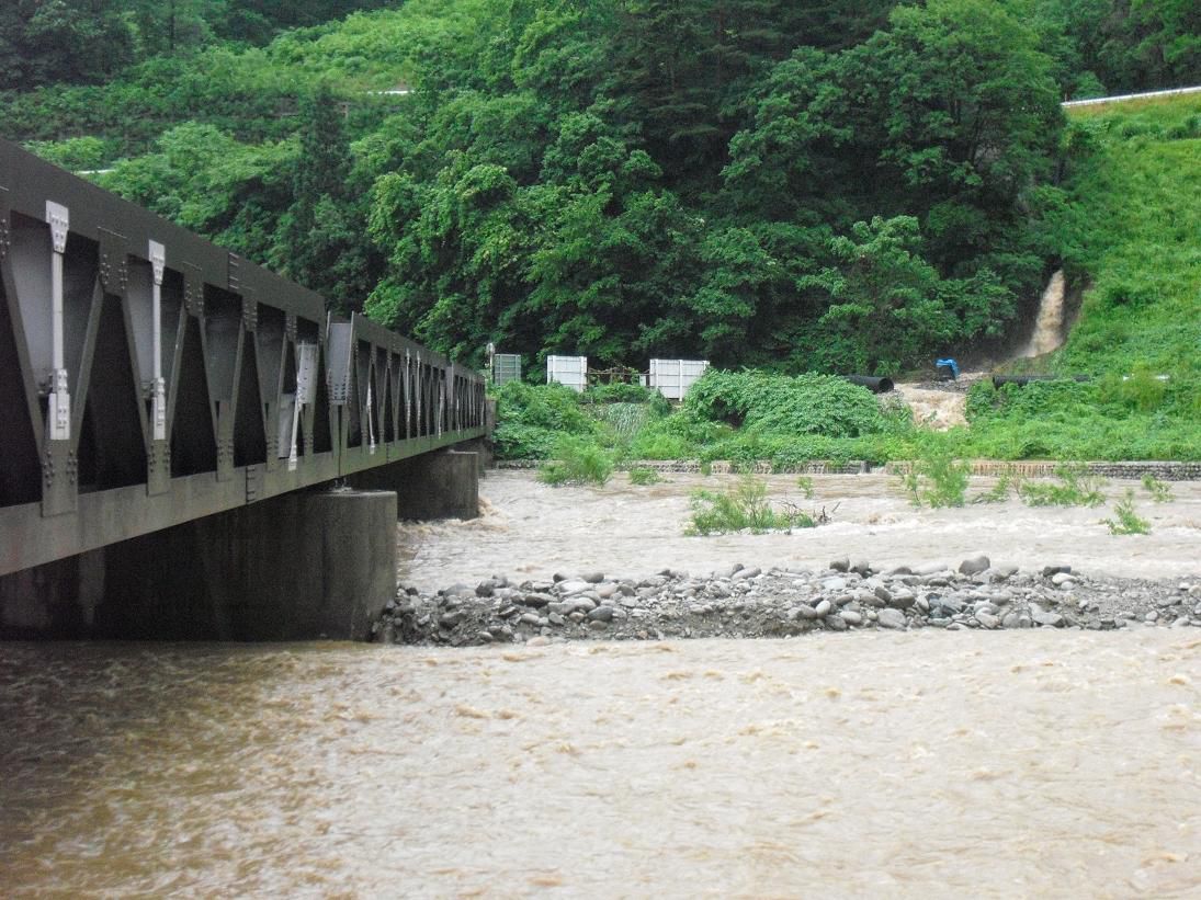 突然の集中豪雨