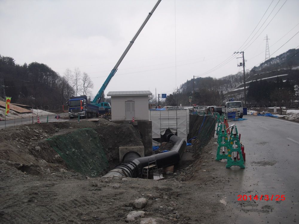 工事中の小水力発電