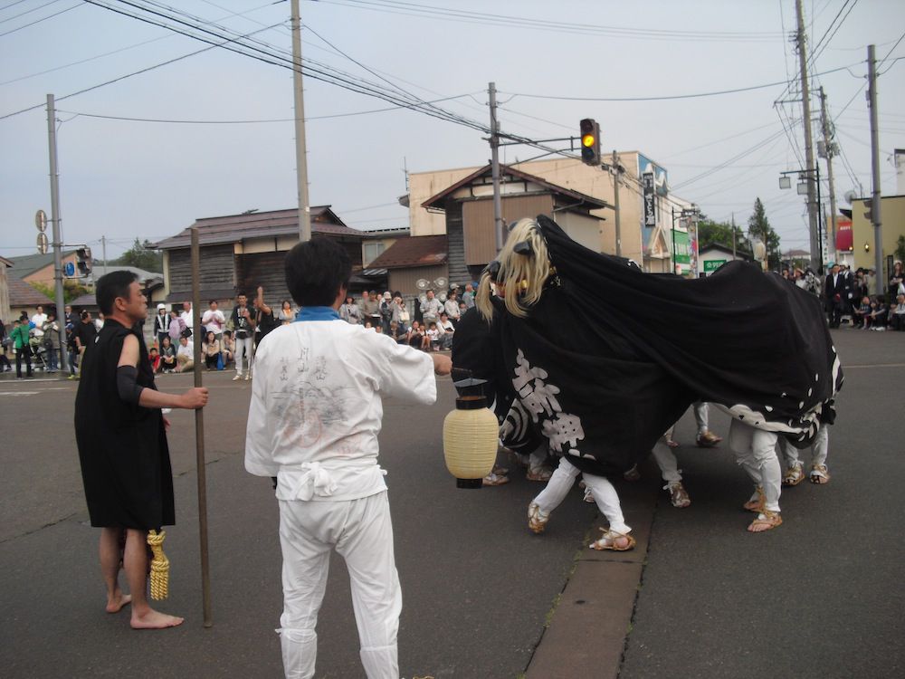 長井黒獅子まつりへ