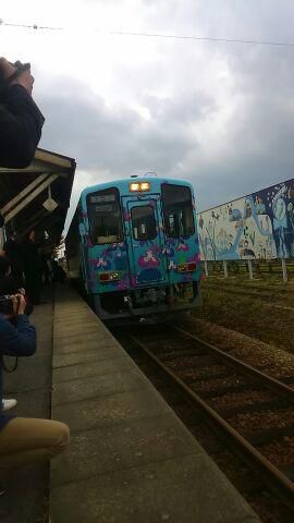ラっピング列車お披露目