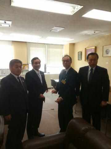母校の施設整備を要望・県教育庁へ