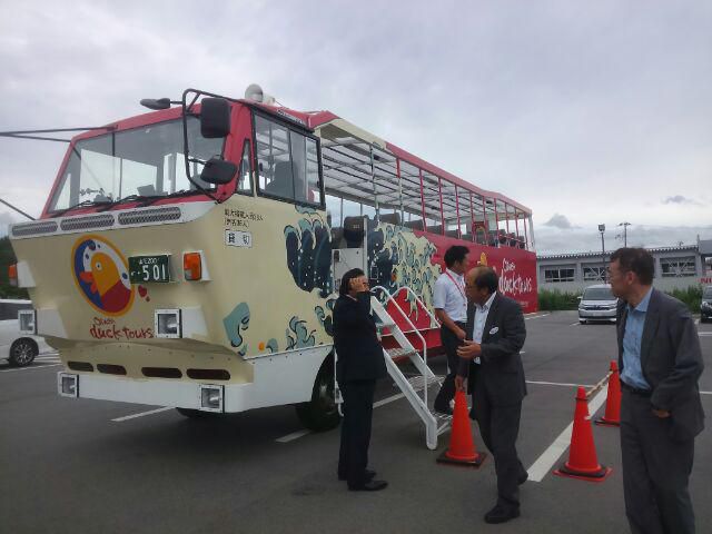 水陸両用車の試運転