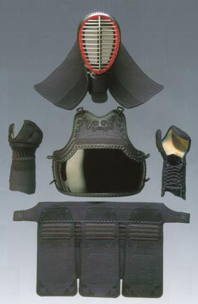 武具店へ