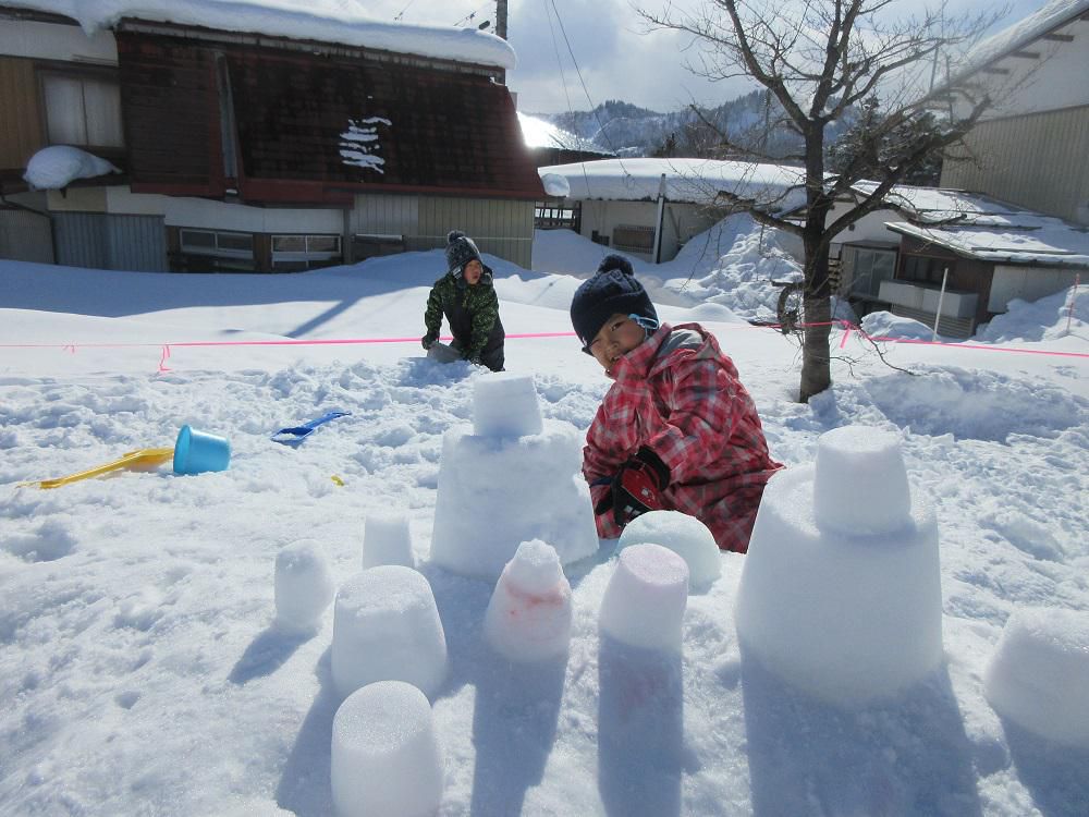雪灯籠