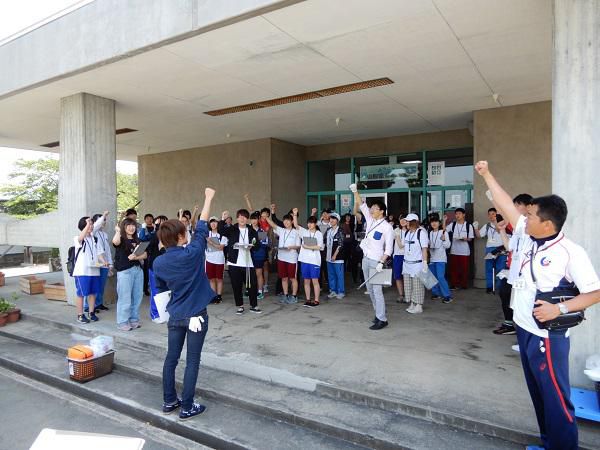 山形県青年の家体験講座①『舞鶴山でスポGOMI！』