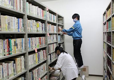 「くじら」の2020図書館ボランティア