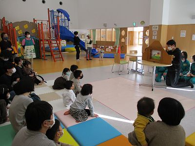 子育て支援センターを訪問しました（三川町中高生ボランティアサークル来夢来人）