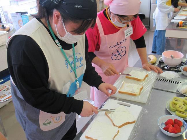 12/9 鮭川村高校生ボランティアサークル「SAKEKKO」による『クリスマス料理教室』