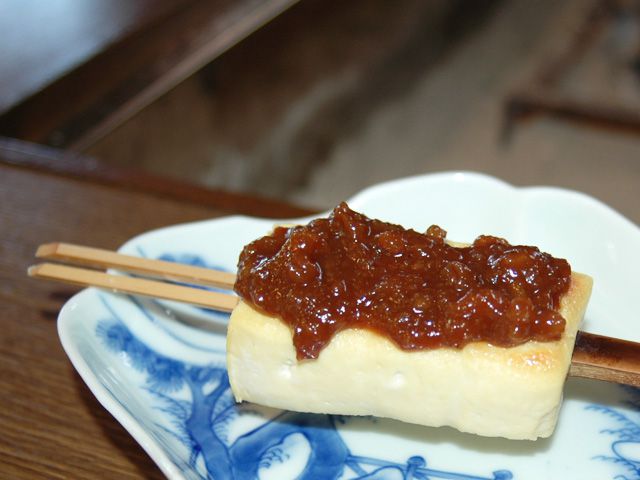 清流庵に新名物誕生～炭焼き「とうふ田楽」