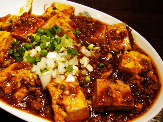 熱い夏こそ！専門店の豆腐でフワフワ麻婆豆腐