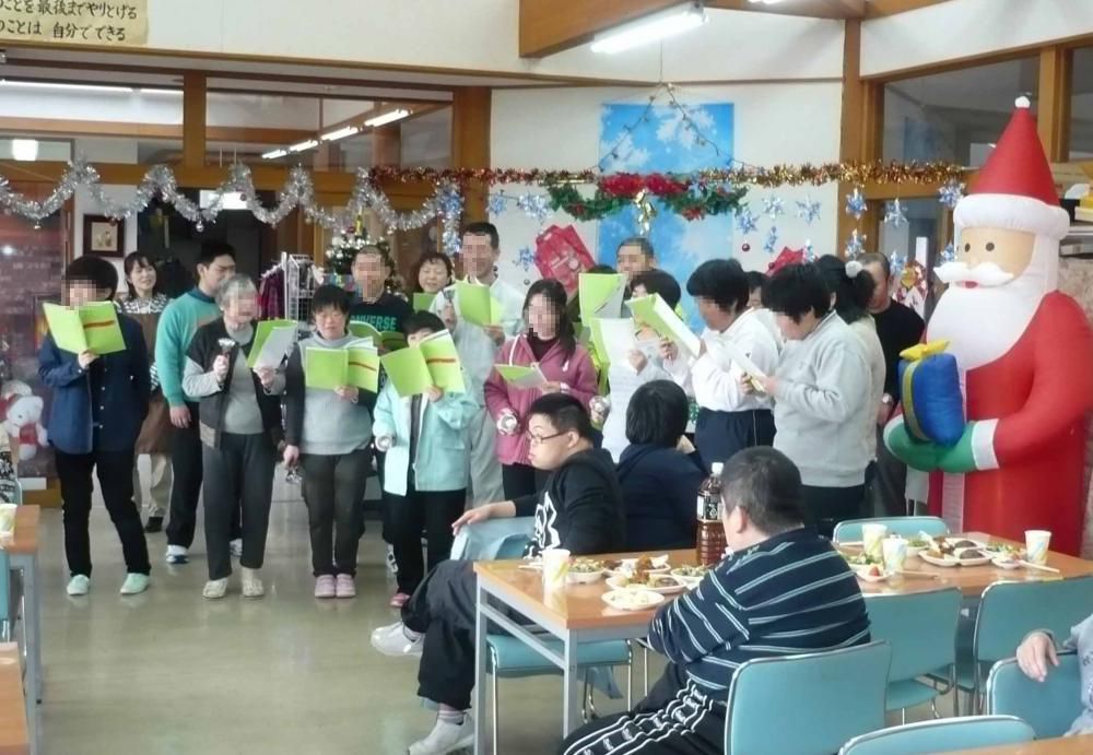 クリスマス会の聖歌隊のみなさんです