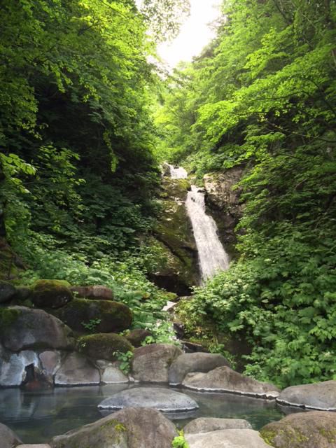標高1,126m新高湯温泉　秘湯の一軒宿　吾妻屋旅館　動画してるぜぇ（笑）