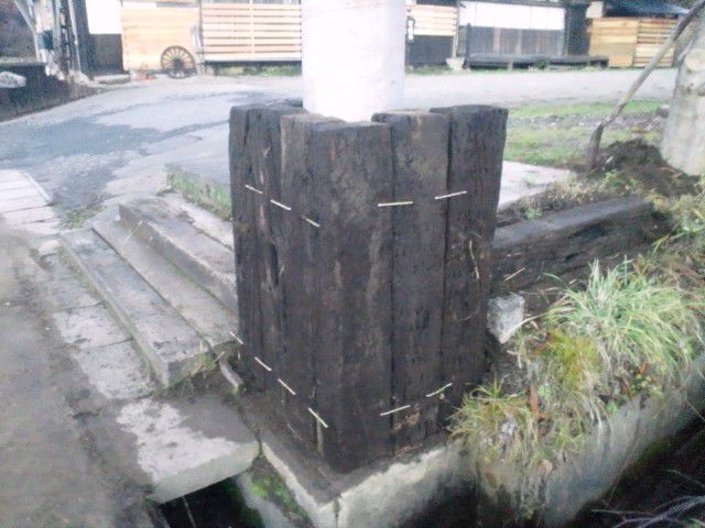 枕木在庫まだまだ・・
