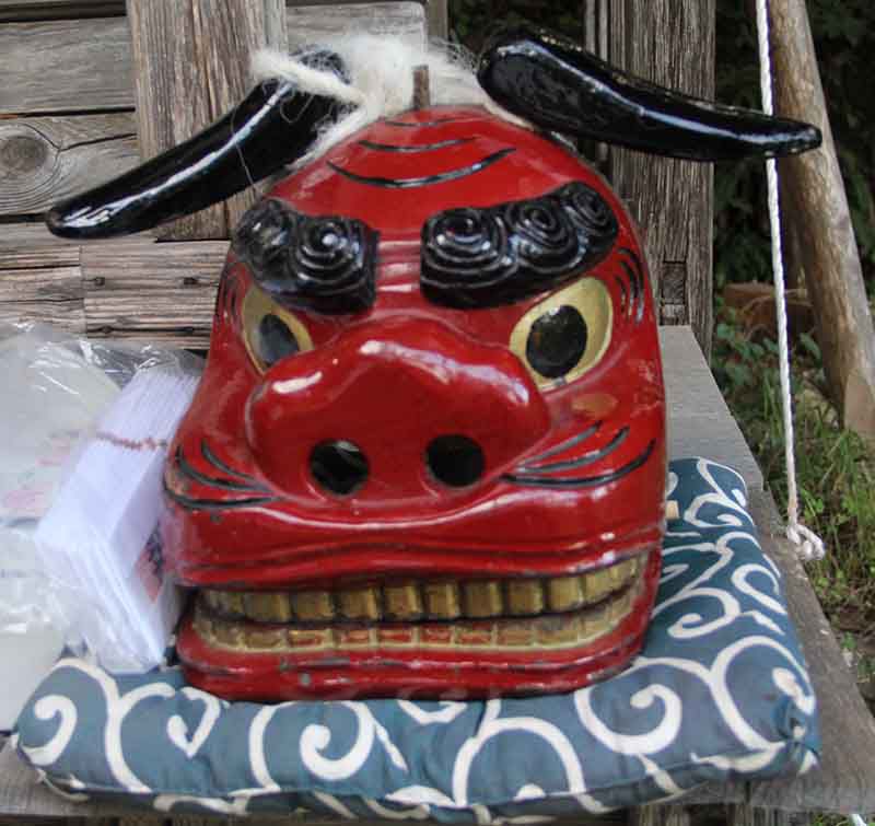 下小菅　雷神社