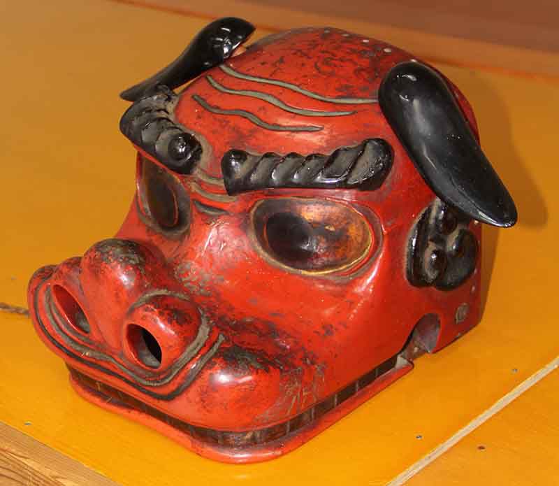 五味沢の獅子踊と神楽獅子