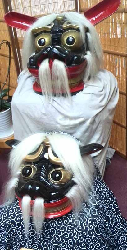 黒獅子二頭