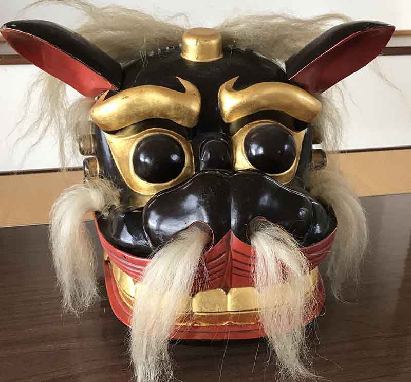 飯豊の高柳　宝龍神社の獅子