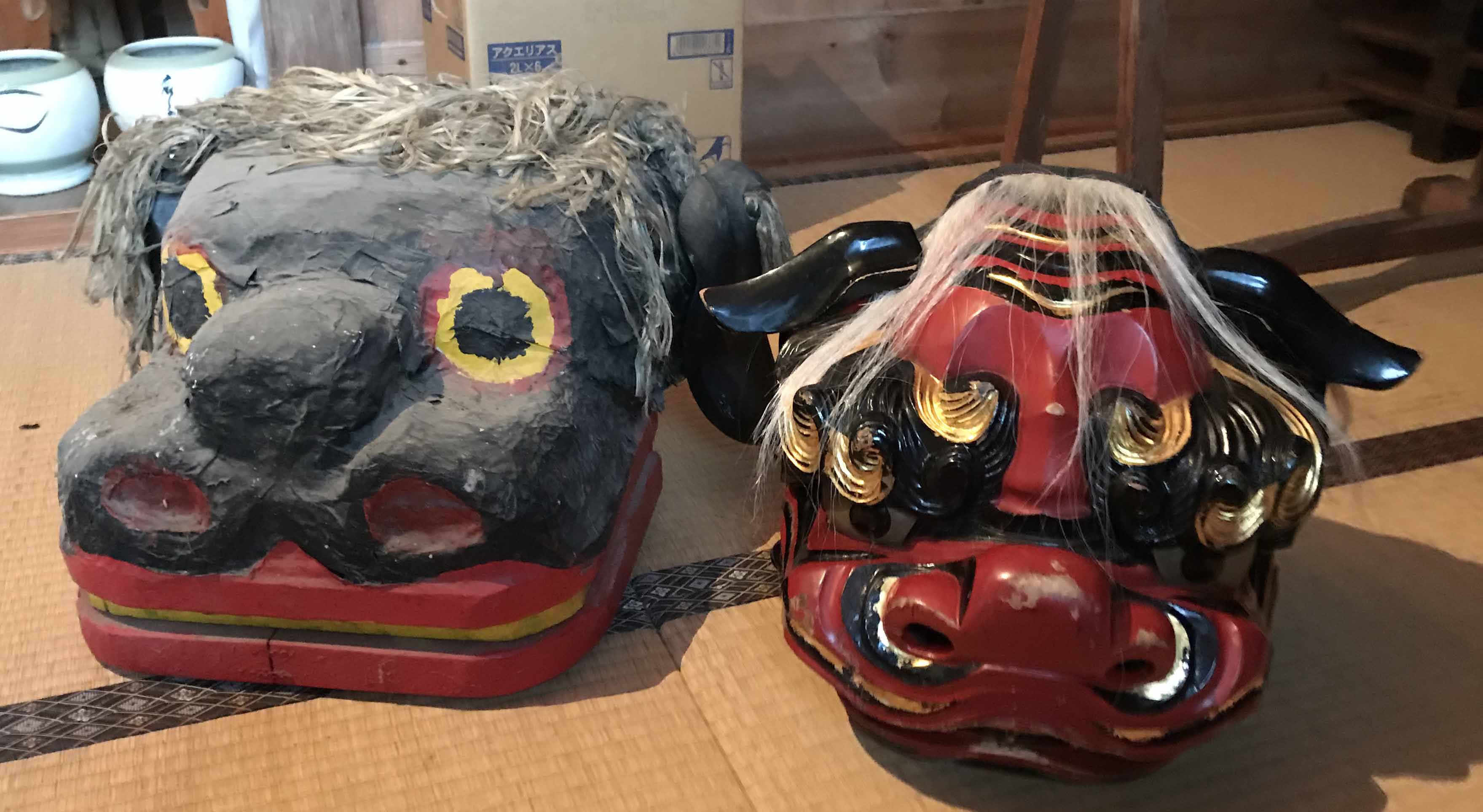 米沢市小山田の稲荷神社の獅子頭